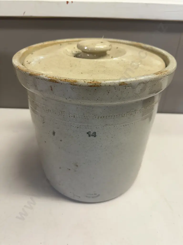 Vintage Timaru Potteries Stone Ware Lidded Crock Small Chip On Lid H14cm Image 1++