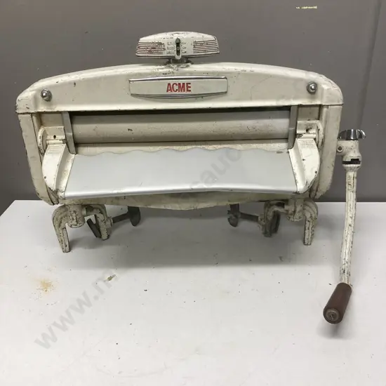 Vintage 1950's ACME - Glasgow Mangle Clothes Wringer