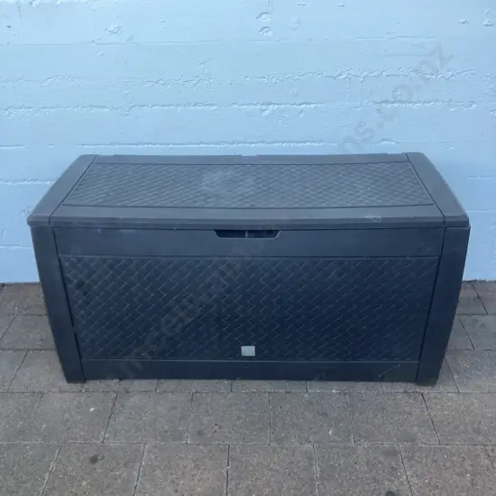 Matuba Plastic Patio Storage Box With Hinged Lid. H58 W116 D48cm