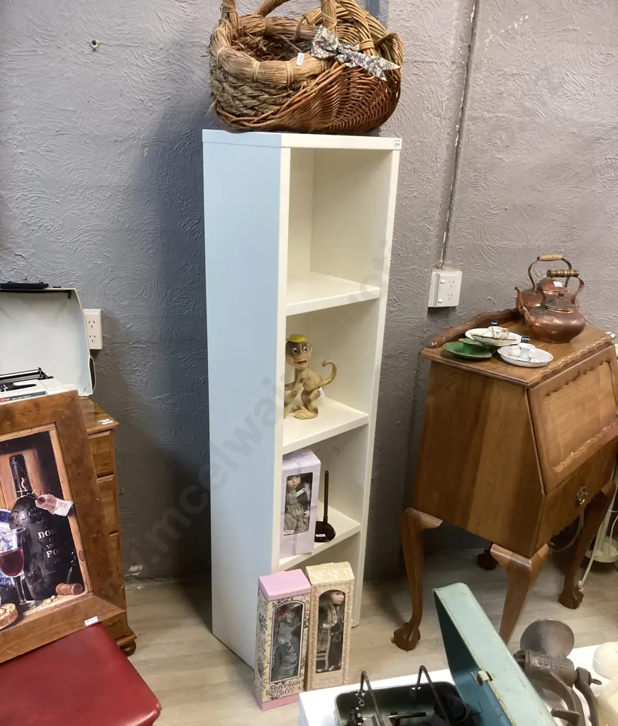 Cream Three Tier Shelf Unit H160,W43,D30cm. Image 1++