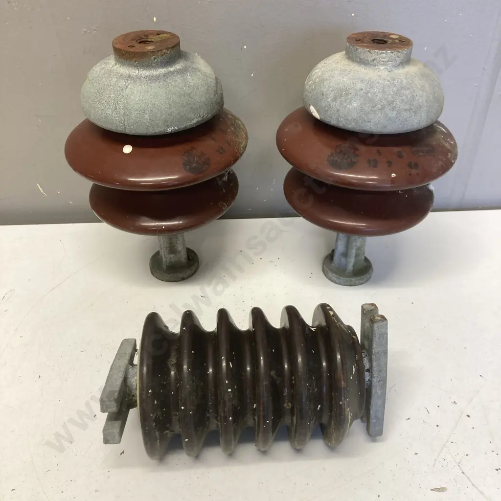 Vintage Ceramic Insulators (2 British Made) Image 1++