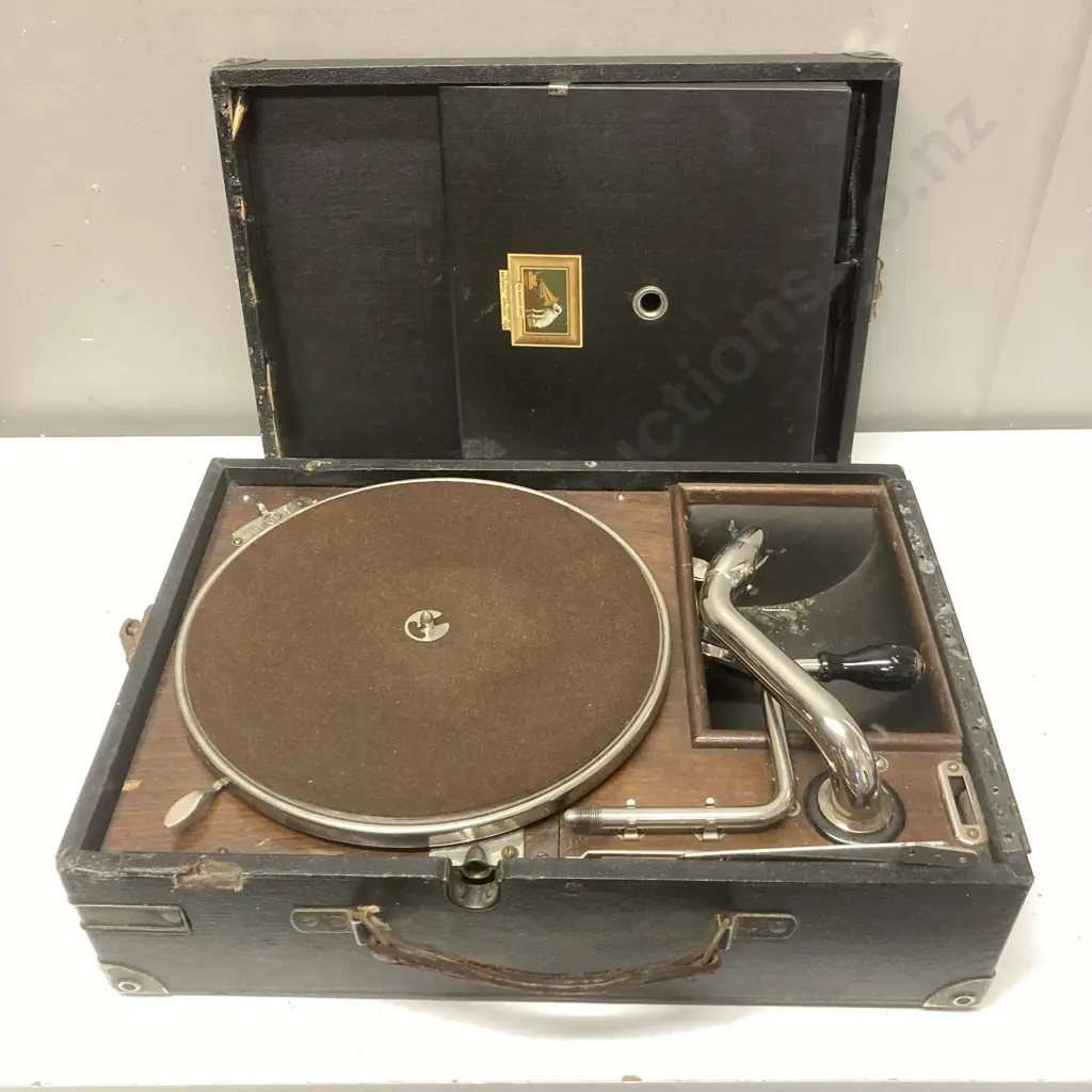 Vintage His Master's Voice No. 4 Portable Gramophone Image 1++