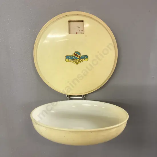 NZ Retro Suzy Domestic Wall-Mounted Kitchen Scales Manufactured By Brown And Brown Waihi