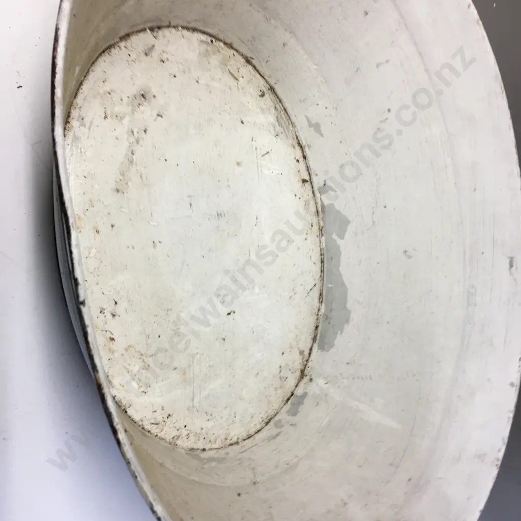 Large Vintage White Enamel Oval Wash Basin Image 1++