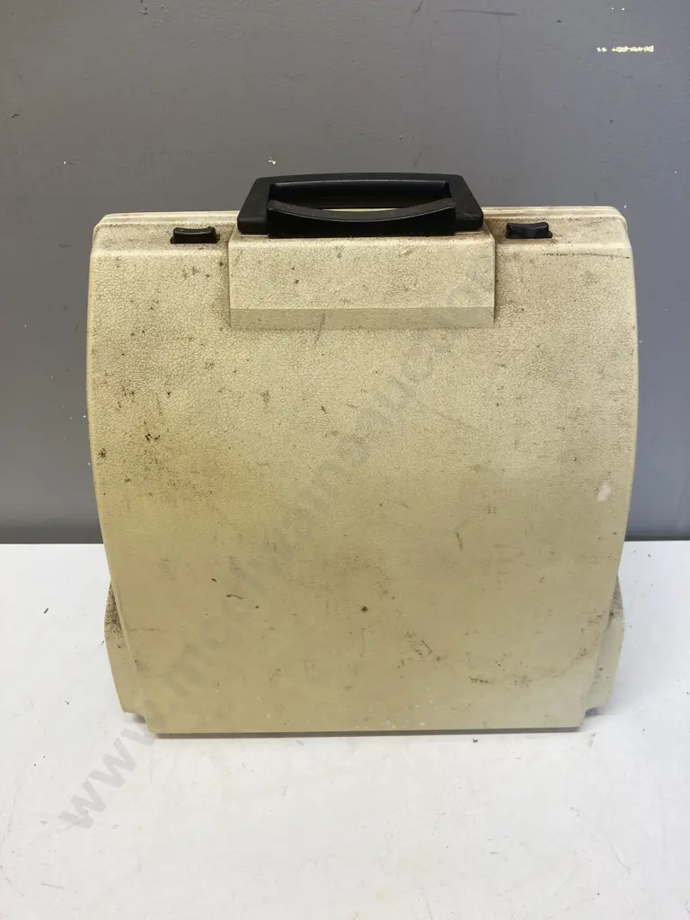 Vintage Brother Deluxe Typewriter White In Case, Made In Japan Image 1++