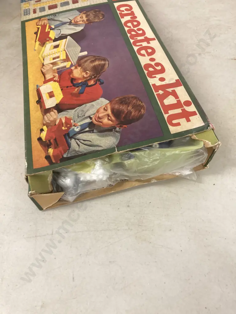 1960s Vintage TORRO Create-a-Kit 501New Zealand Made With Original Box Image 1++