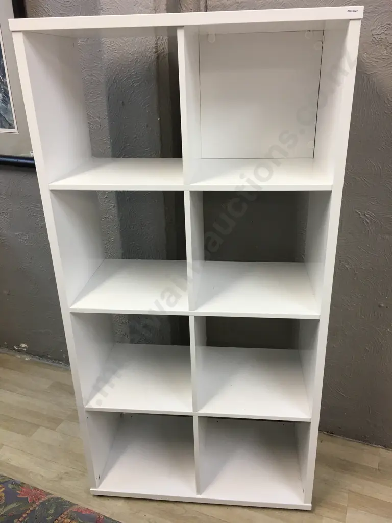 White Eight Cubed Shelving Unit H160,W81,D40cm. Image 1++