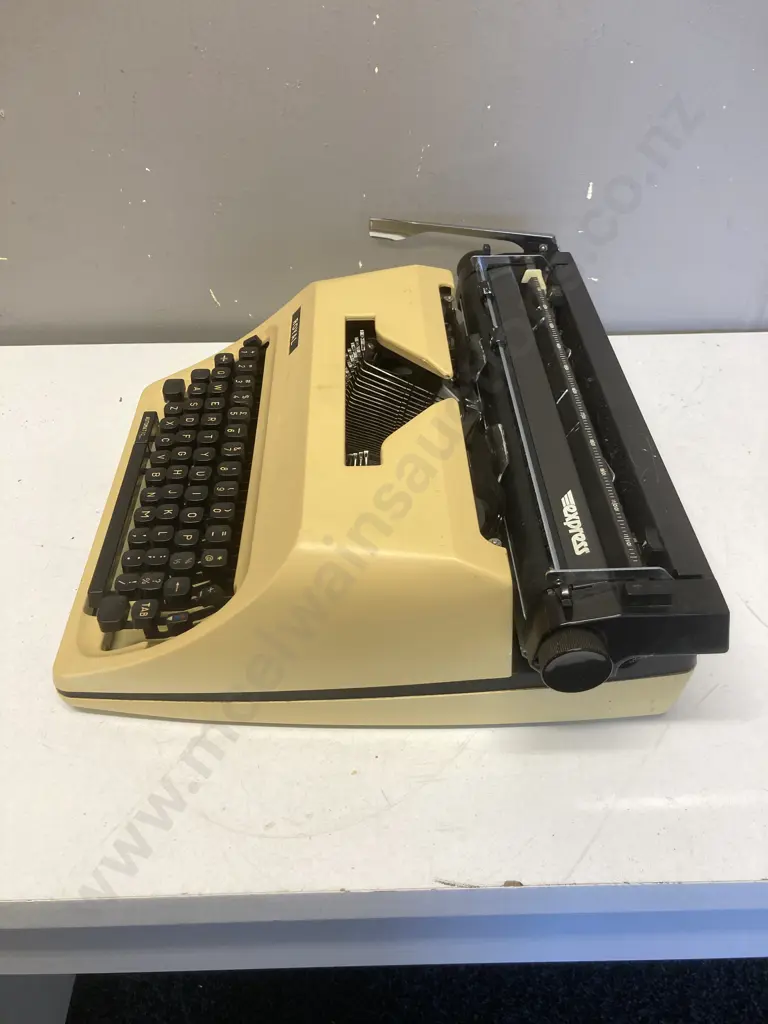 Vintage Royal Express Typewriter Mustard Yellow With Case, Made in Japan for T-A Organisation Image 1++