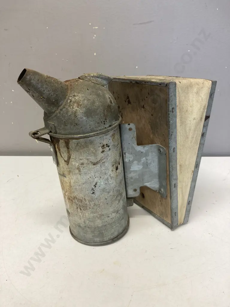 Vintage Bee Smoker Image 1++