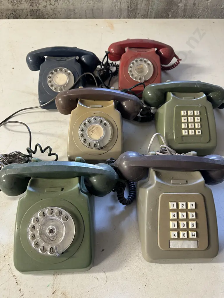Vintage GEC NZPO Type 100 Phones Image 1++