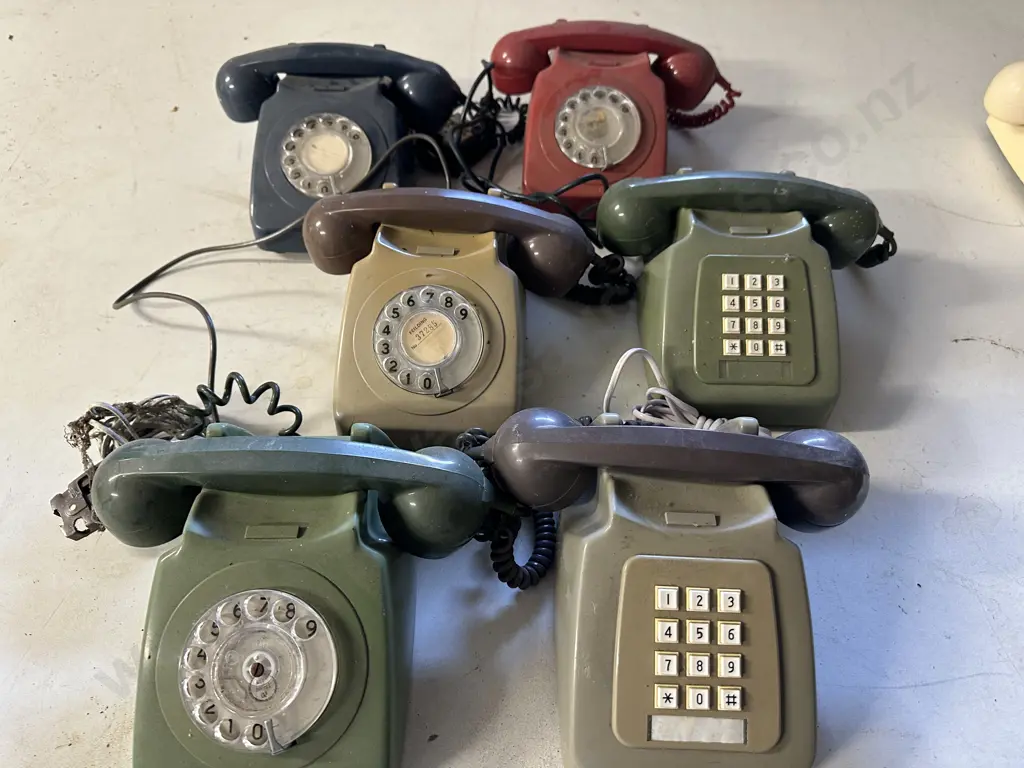 Vintage GEC NZPO Type 100 Phones Image 1++