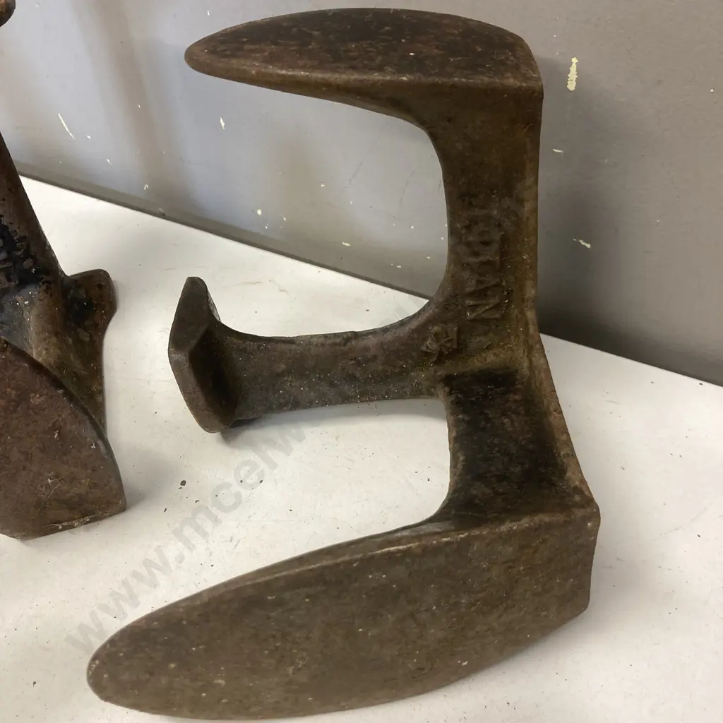 Antique Titan & Blakey's Paragon No 2 Cast Iron Cobbler Anvil & 2 Others Image 1++