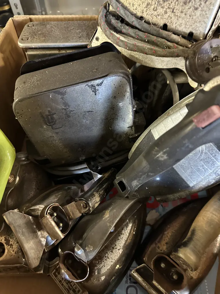 Selection Of Vintage Toasters & Irons Image 1++