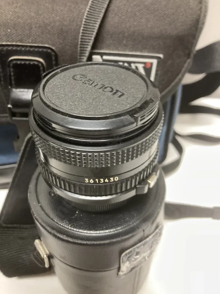 Pentax MZ-5 35mm SLR Film Camera SMC Pentax-F 1:4-5.6 35-80mm Lens,  Canon 50mm Lens & Bag Image 1++