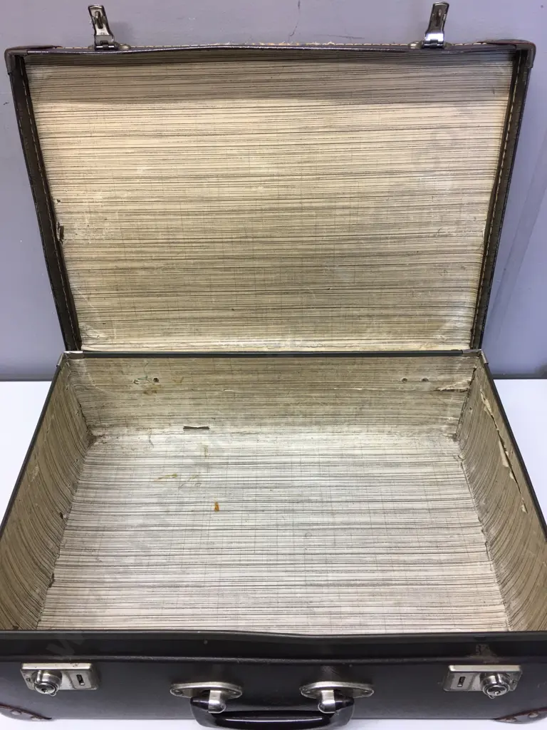 Vintage Letholite Suitcase. H17 W46 D32cm Image 1++