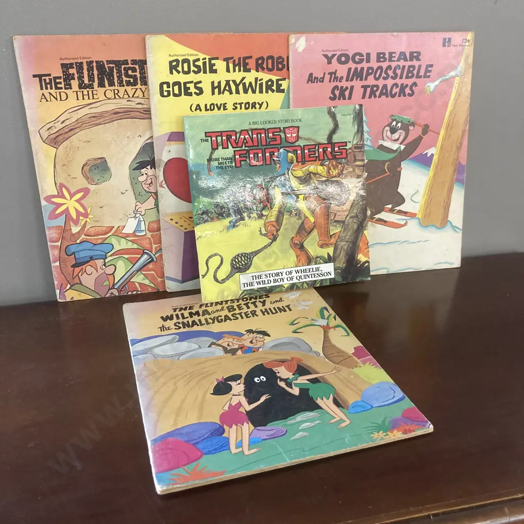 Transformers: The Story of Wheelie & 4 x The Flintstones, Yogi Bear, Etc Unable to sell Donated Image 1++