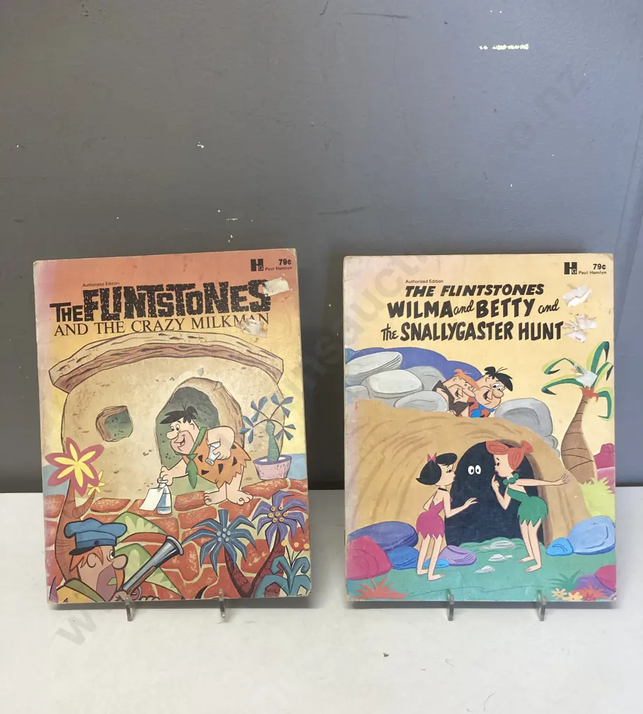 The Flintstones Giant Durabooks x 2: Sold with 109 Image 1++