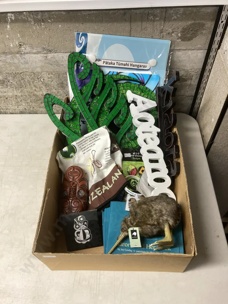 Box Lot NZ Items, Books Etc Image 1++