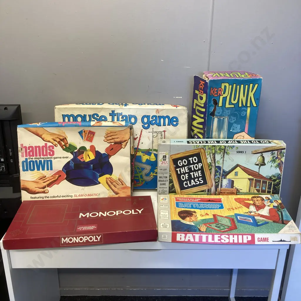 Assorted Vintage Games Image 1++