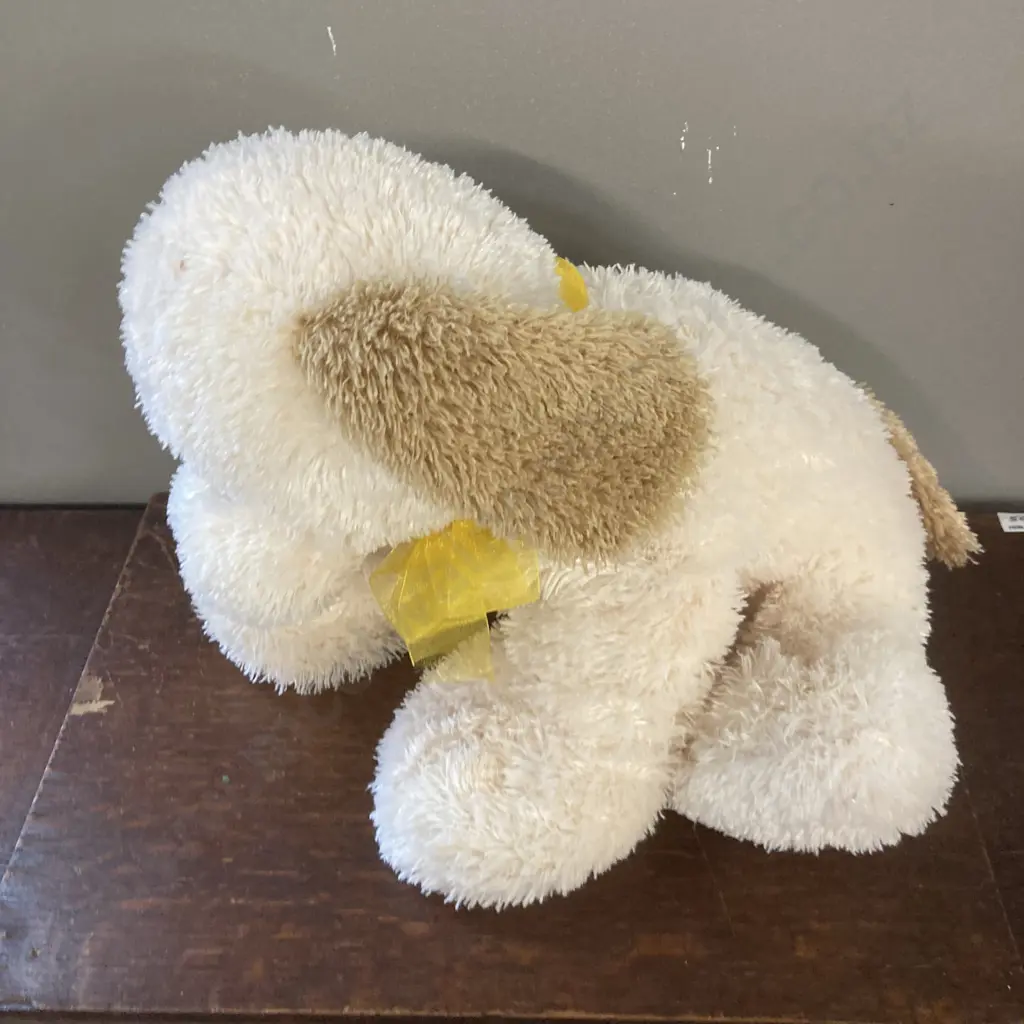 Soft Toy Puppy & Large Wicker Basket. H44 W50 D45cm Image 1++