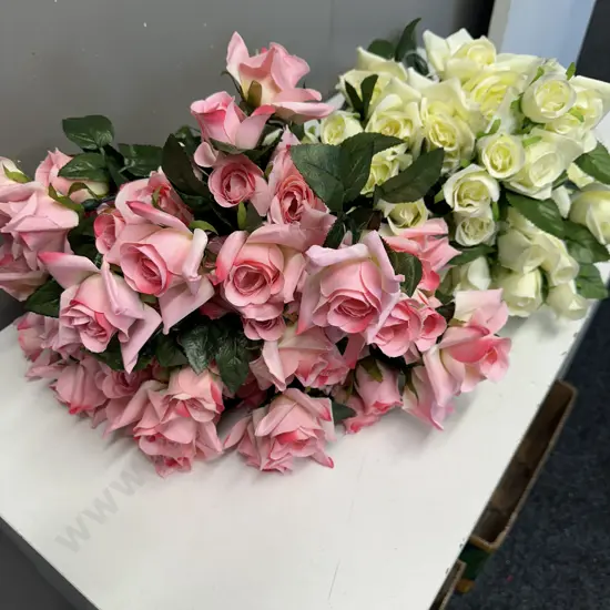 Bundle Of Pink & Cream Roses 