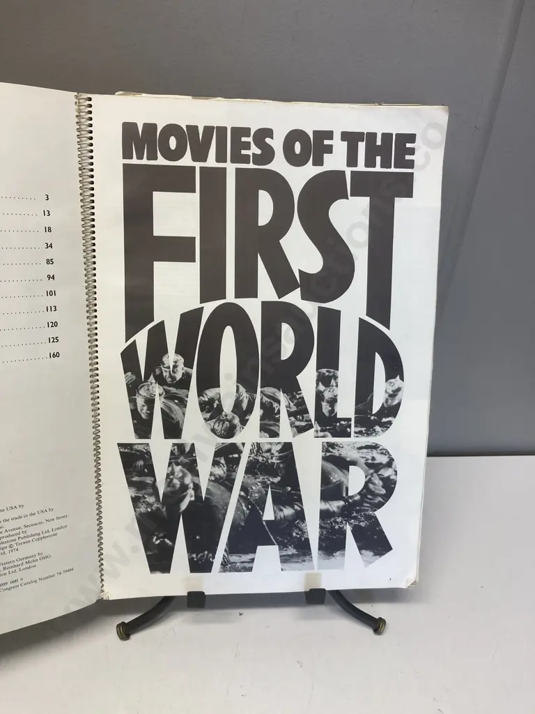 WAR MOVIES Tom Perlmutter 1974 First Edition, First Printing. Spiral Bound, New Jersey Castle Books. ISBN 0890090009 Image 1++