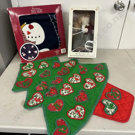 Christmas Tree Skirt, Bavarian Christmas Angel & Advent Calendar