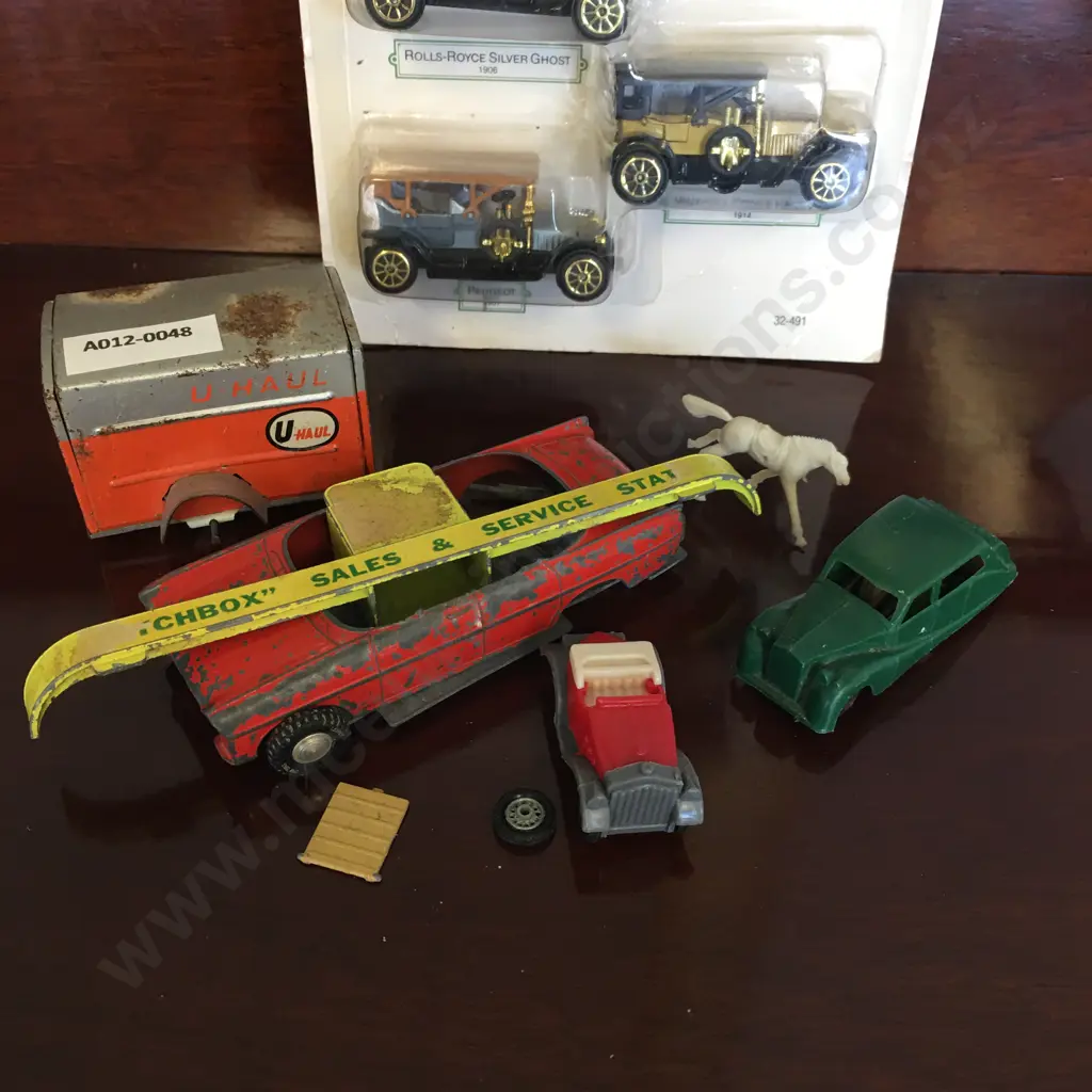 Vintage Tri-ang Plastic Friction Car, Nylint Box Trailer Body, Readers Digest Model Antique Car Set Etc Image 1++