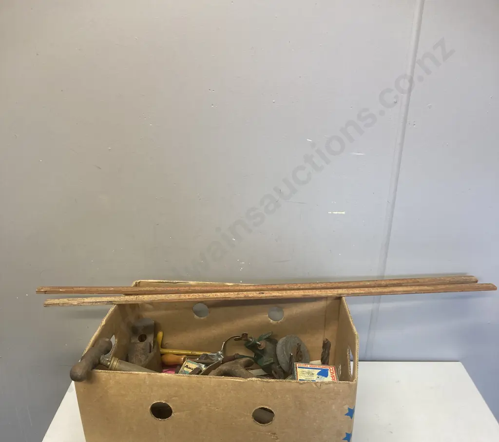 Box Lot Tools, Wood Planes, Wooden Rulers Etc Image 1++