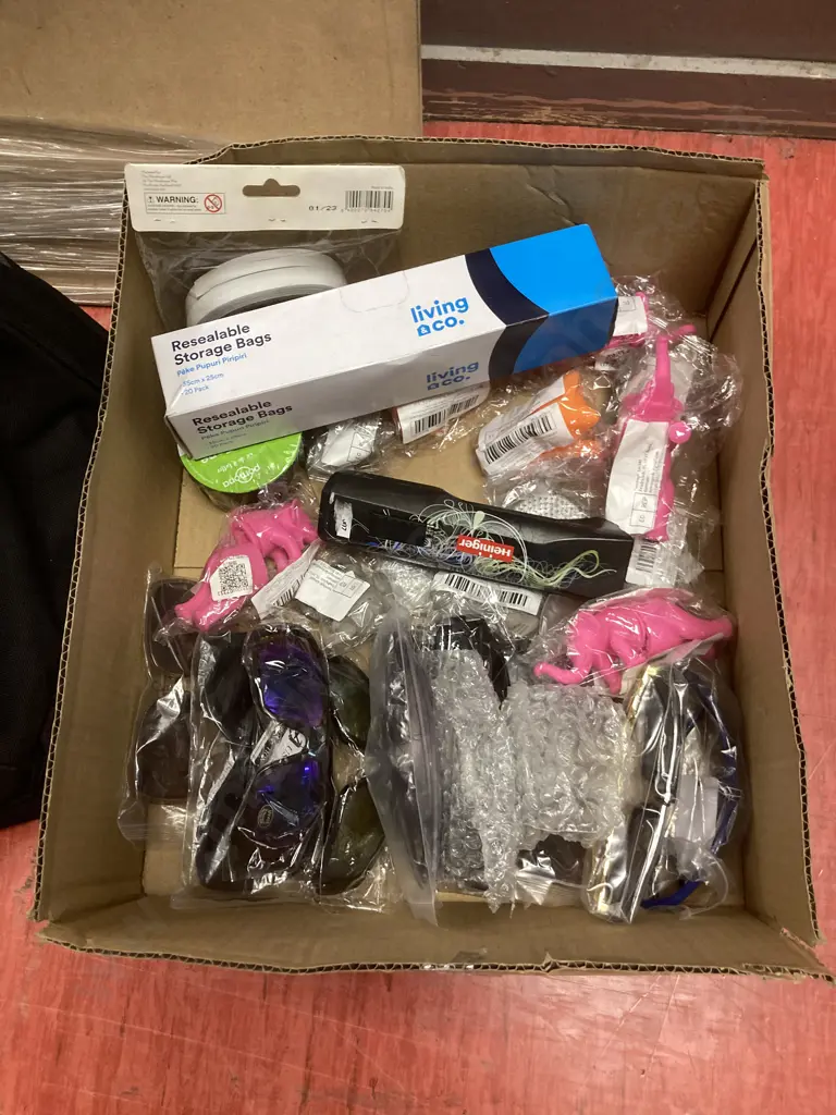 Box lot Tape, New Sunglasses, Tea Infusers, Castrol Bag, Sofa Cover, Hat, Budpac Custom Cut Panels x 4 - 1200x600x3 Etc Image 1++