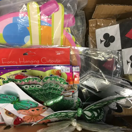 Box Lot Butterflies, Serviettes Etc
