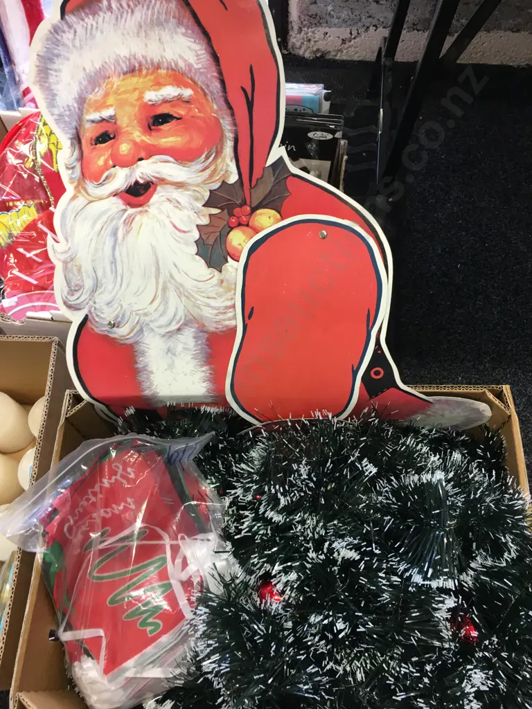 Box Lot Christmas Garlands, Santa Etc Image 1++