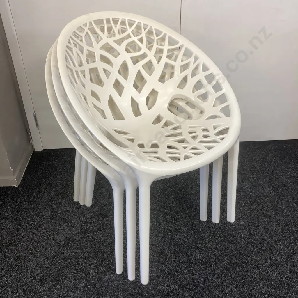 Set of 3 x Nilkamal Crystal Polycarbonate Armless Chairs (White) Image 1++