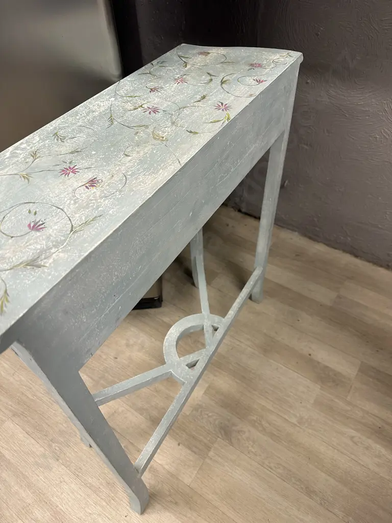 Blue Whitewash Floral Detail Side Table. H81 W75 D26cm Image 1++