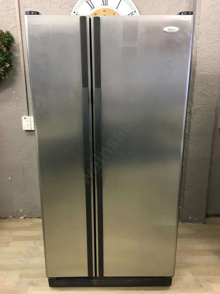 Whirlpool 6ED2FHKXRL 640L Side By Side Fridge Freezer, Stainless Steel & Black Image 1++