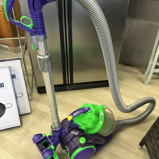 Dyson 12 Radix Cyclone Vacuum Cleaner #103-AU-A19218