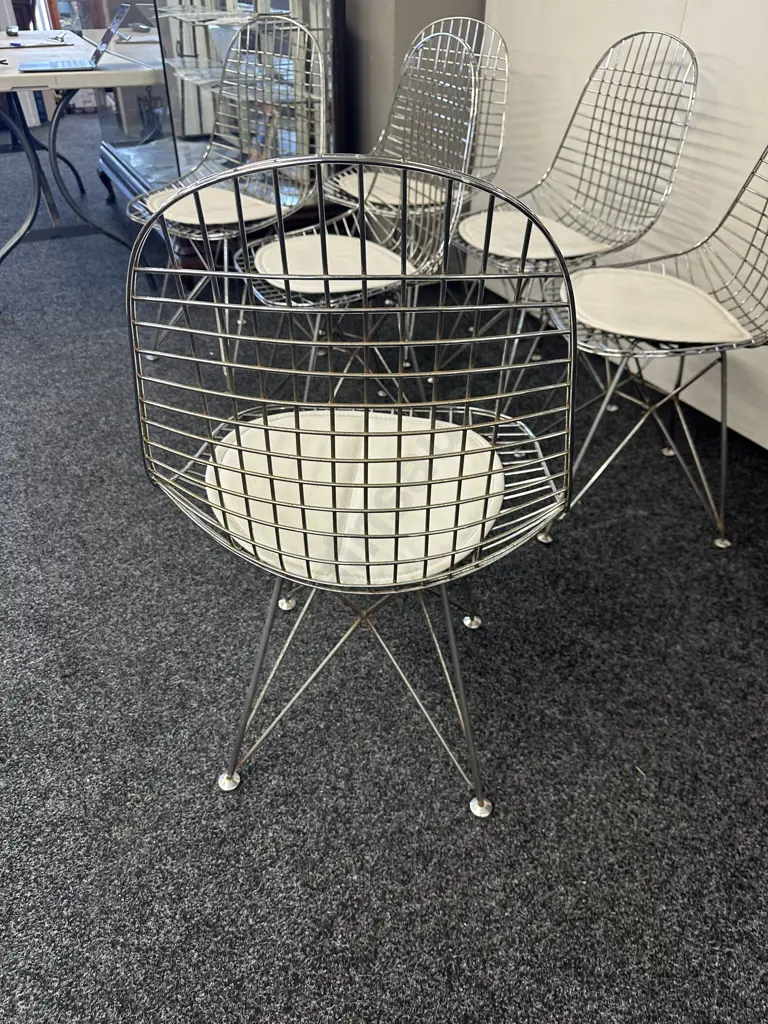 Set of 6 Minimalist Hollowed Out Wire Dining Chairs With Cream Cushions Image 1++