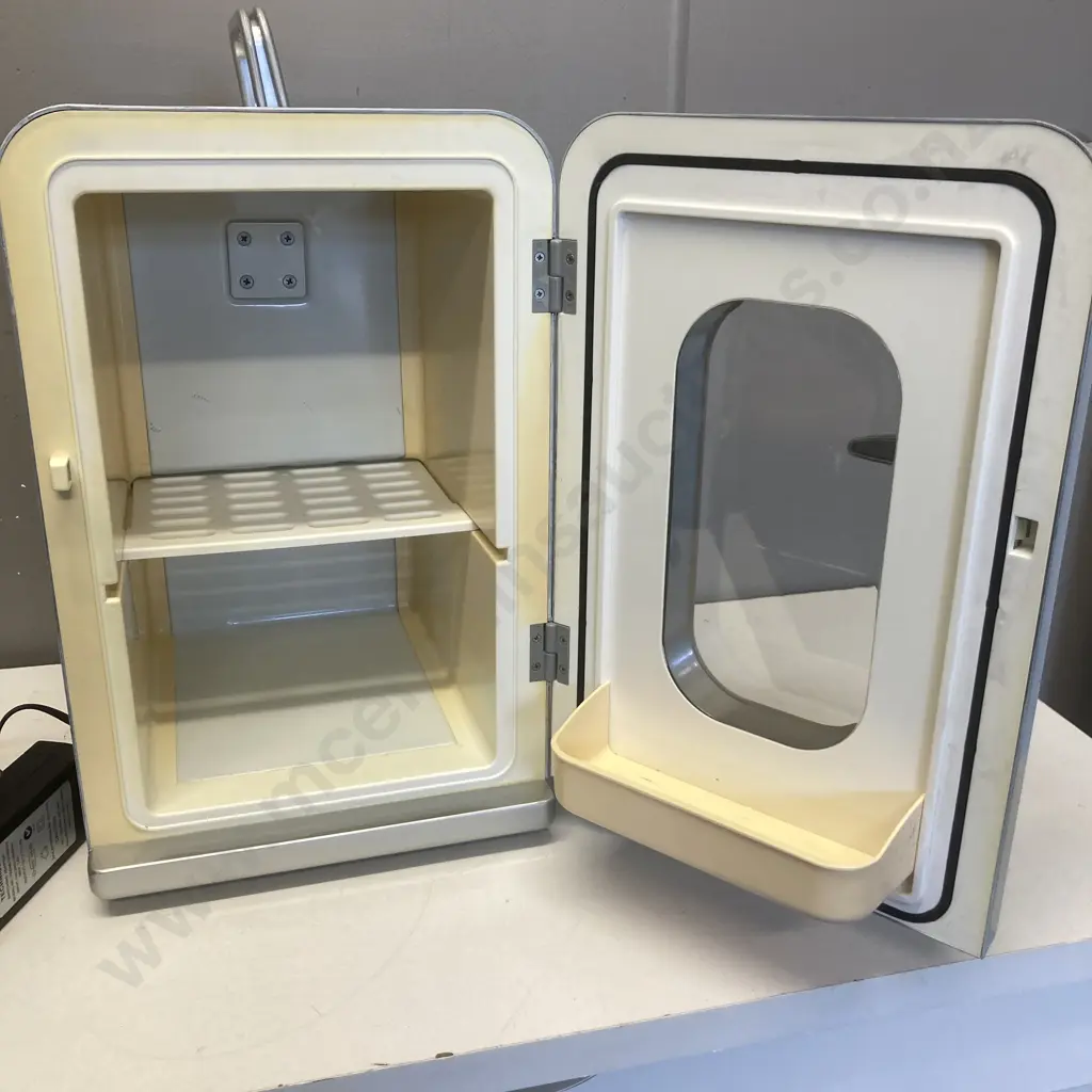 DSE Portable Mini Fridge, Compact Cooler and Warmer Refrigerator, 12V DC/ 220V AC Image 1++