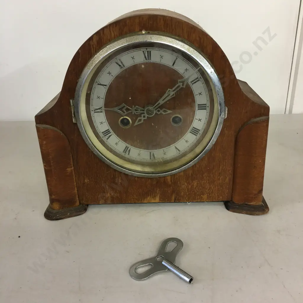 Vintage Smiths Enfield Mantle Clock With Pendulum & Key Image 1++