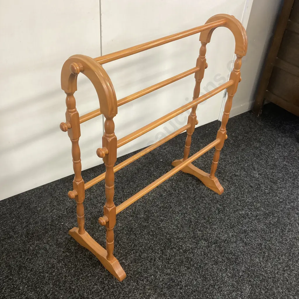 Pine Freestanding Towel Rail. H78 W70 D30cm Image 1++
