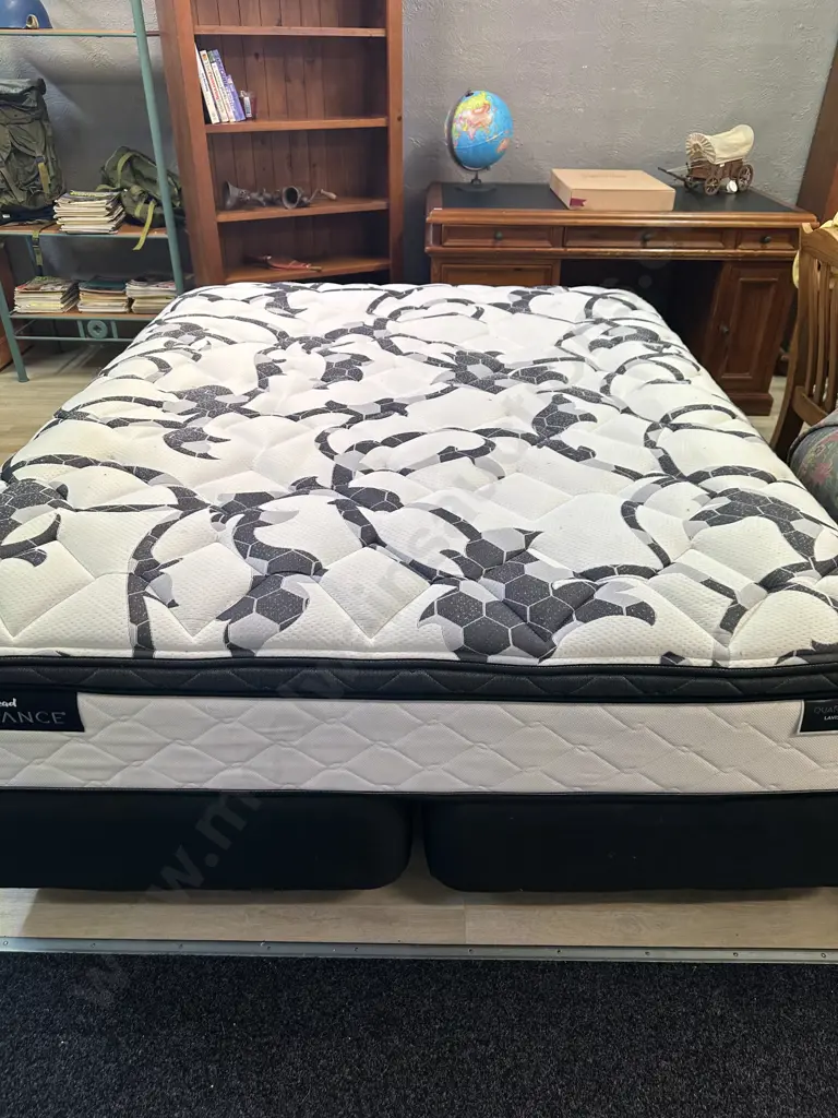 Sleepyhead Balance Quantum Lavish King Size Bed, Split Base Image 1++