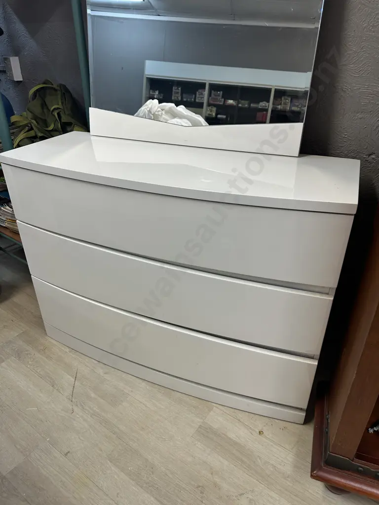 White Lacquered 3 Drawer Chest Of Drawers H80 W112 D44cm With 110 x 80cm Wall Mirror Image 1++