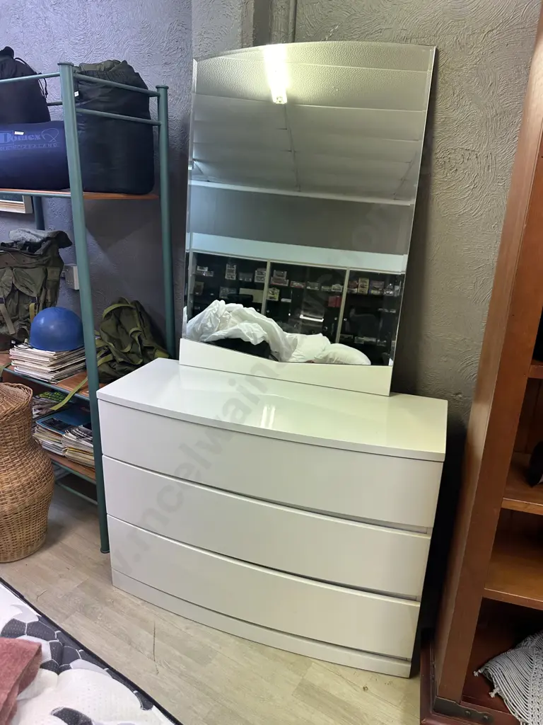 White Lacquered 3 Drawer Chest Of Drawers H80 W112 D44cm With 110 x 80cm Wall Mirror Image 1++