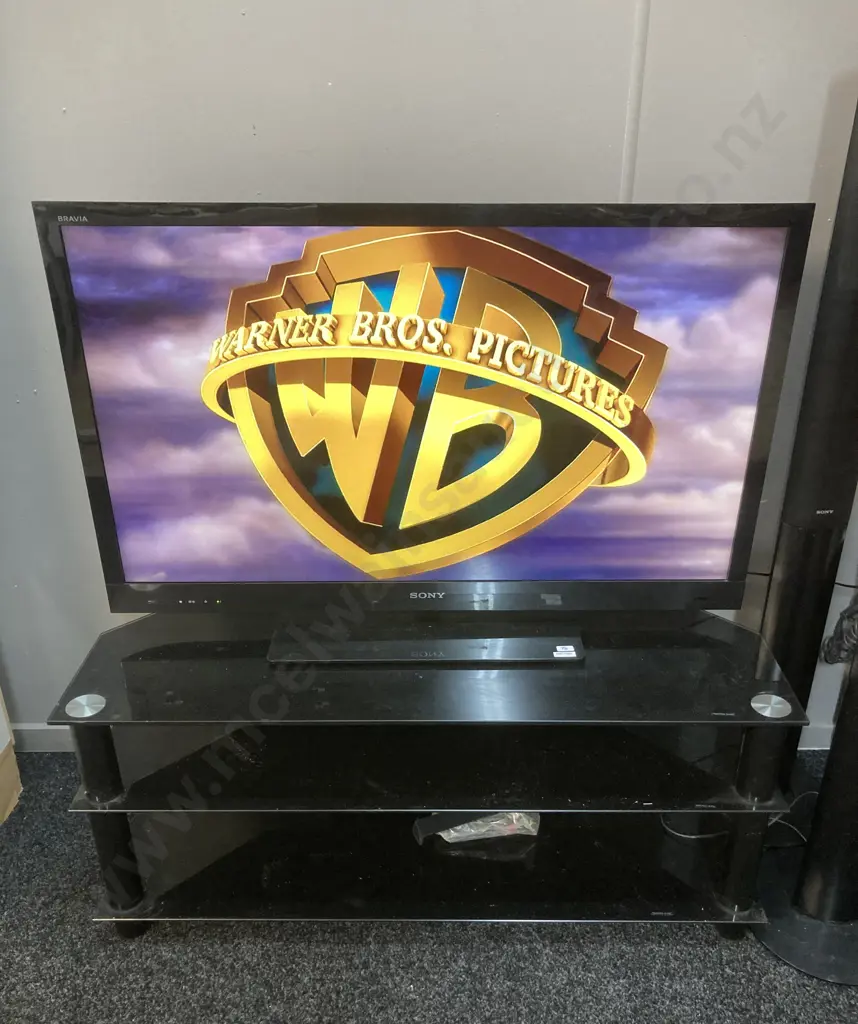 Sony KDL-40EX720 40" BRAVIA Multisystem 3D LED TV With Black Glass 3 Tier TV Stand Image 1++