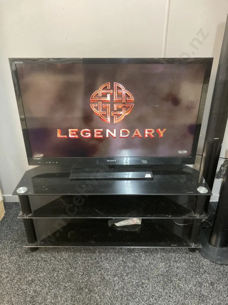 Sony KDL-40EX720 40" BRAVIA Multisystem 3D LED TV With Black Glass 3 Tier TV Stand Image 1++