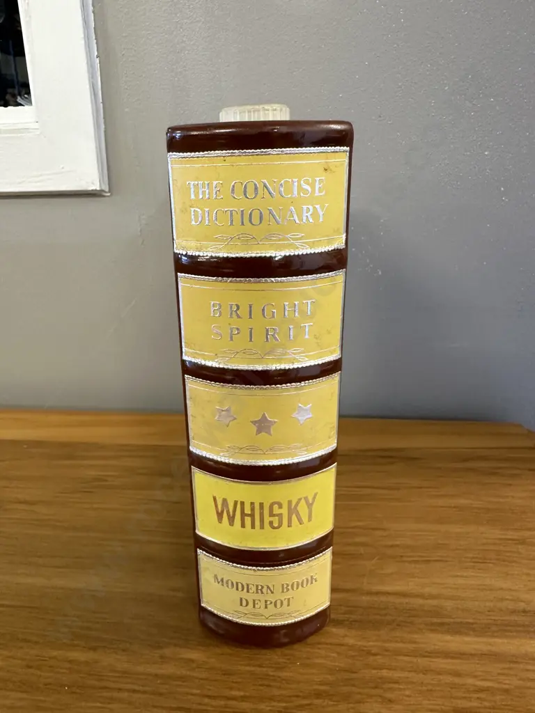 Vintage German Whisky Decanter Concise Dictionary Book Bright Spirit Image 1++