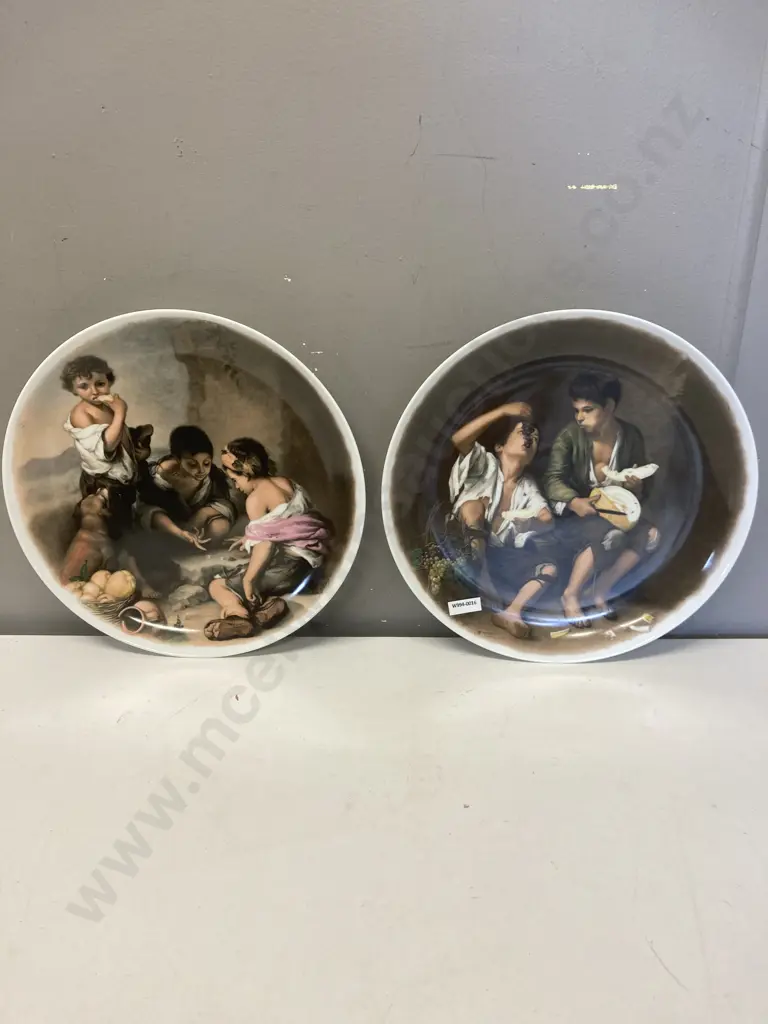 Pair of Decorative Plates - Westminster Australia Fine China. Dia 31cm (unable to sell donated) Image 1++