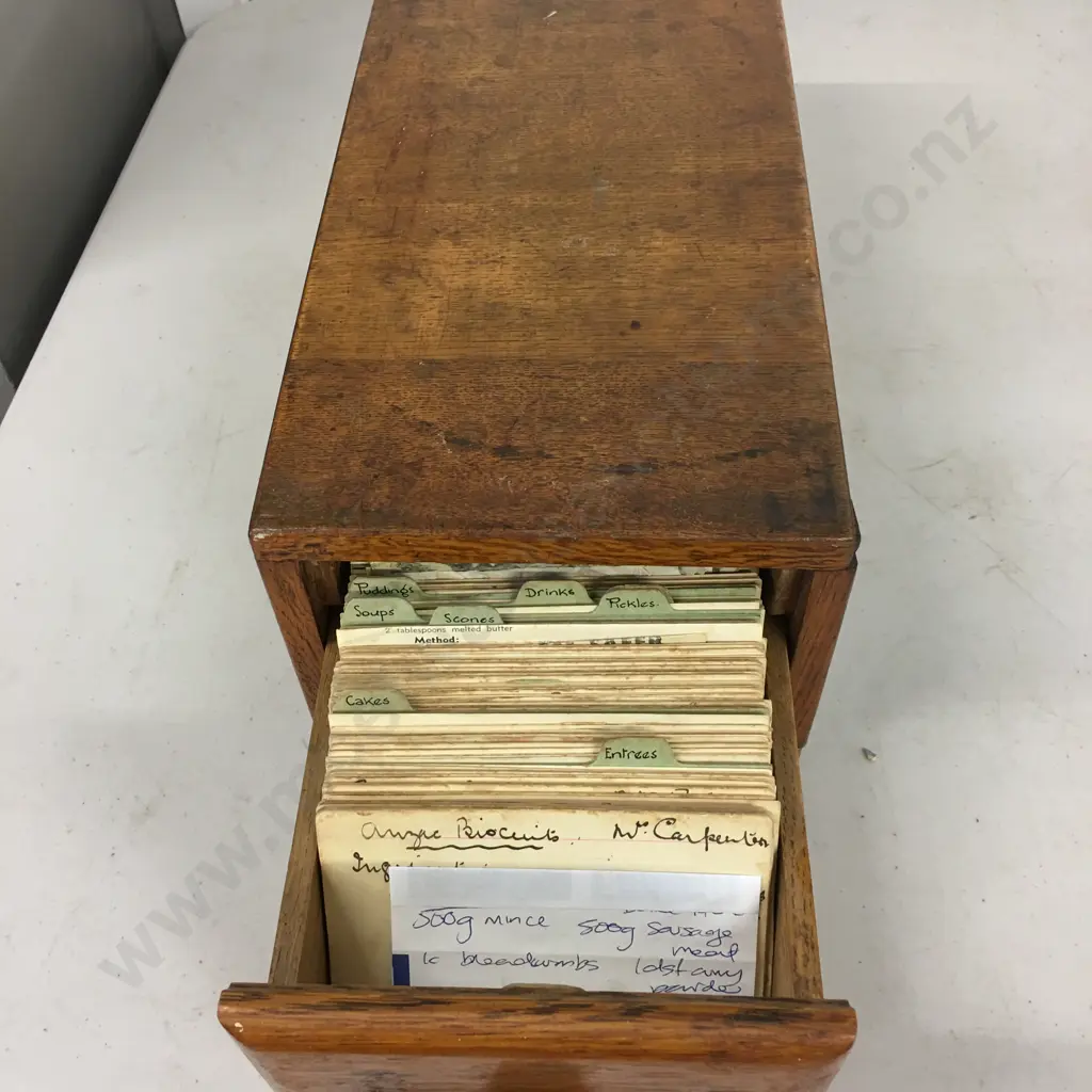 Antique Oak Wooden Desktop Stationery Index Filing Card Cabinet H14,W18,D38cm. Image 1++