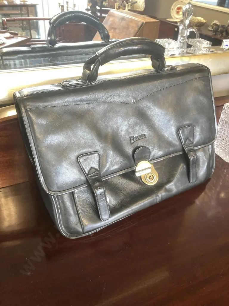 Firenze Italian Leather Black Briefcase / Satchel Image 1++