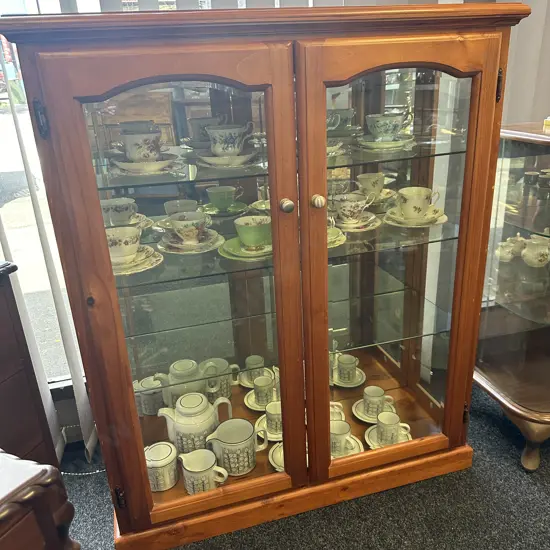 Pine China Display Cabinet Double Glass Door & Sides, 3 Glass Shelves, Mirror Backed. H119 w100 D33cm